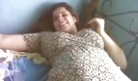 चश्मे के फुल मूवी वीडियो में सेक्सी पूर्व प्रेमी के साथ घर पर वीडियो ।