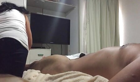 टैटू उसके घुटनों पर, सेक्सी फिल्म फुल एचडी फिल्म जबकि एक कर के साथ